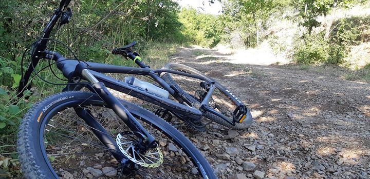 MTB Test Bike над с. Локорско